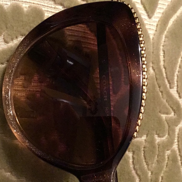 Coach sunglasses - Picture 5 of 6